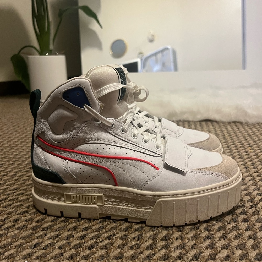 Puma Mayze mid Whisper white Womens 7.5!!!